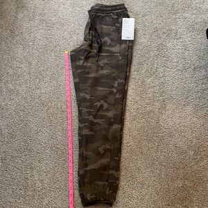 NWT! Athleta camo joggers with side and back pockets.